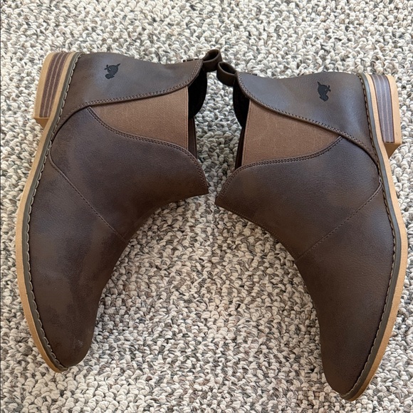 Rocket Dog Chocolate Brown Chelsea Boots - Picture 4 of 5
